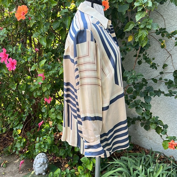 Lafayette 148 New York Abstract Striped Geometric Silk Satin Button Down Blouse - Picture 3 of 8